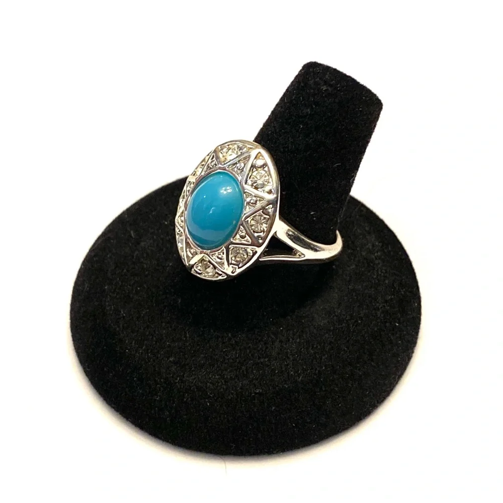 $3/20 Faux Turquoise Ring Size 8
